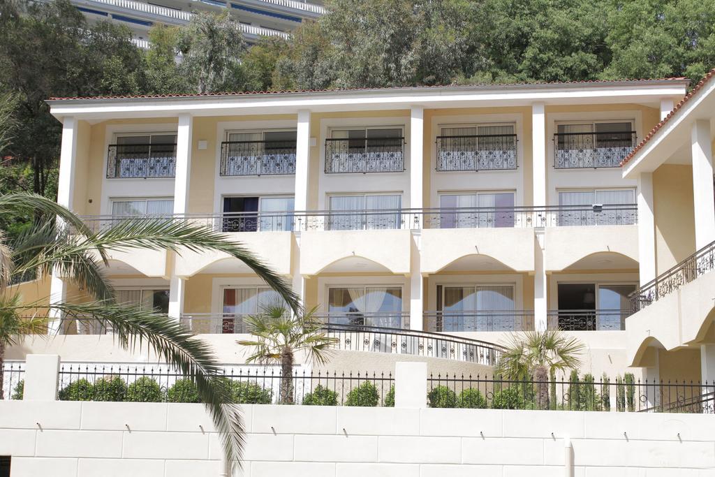 Residence D'Azur Riou คานส์ ภายนอก รูปภาพ