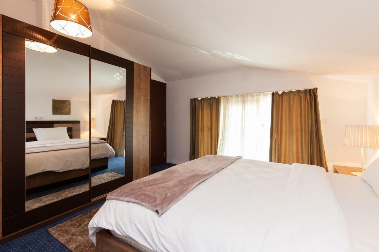 Residence D'Azur Riou คานส์ ภายนอก รูปภาพ